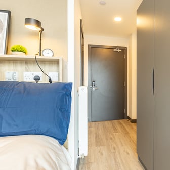 Classic En Suite - Image 4